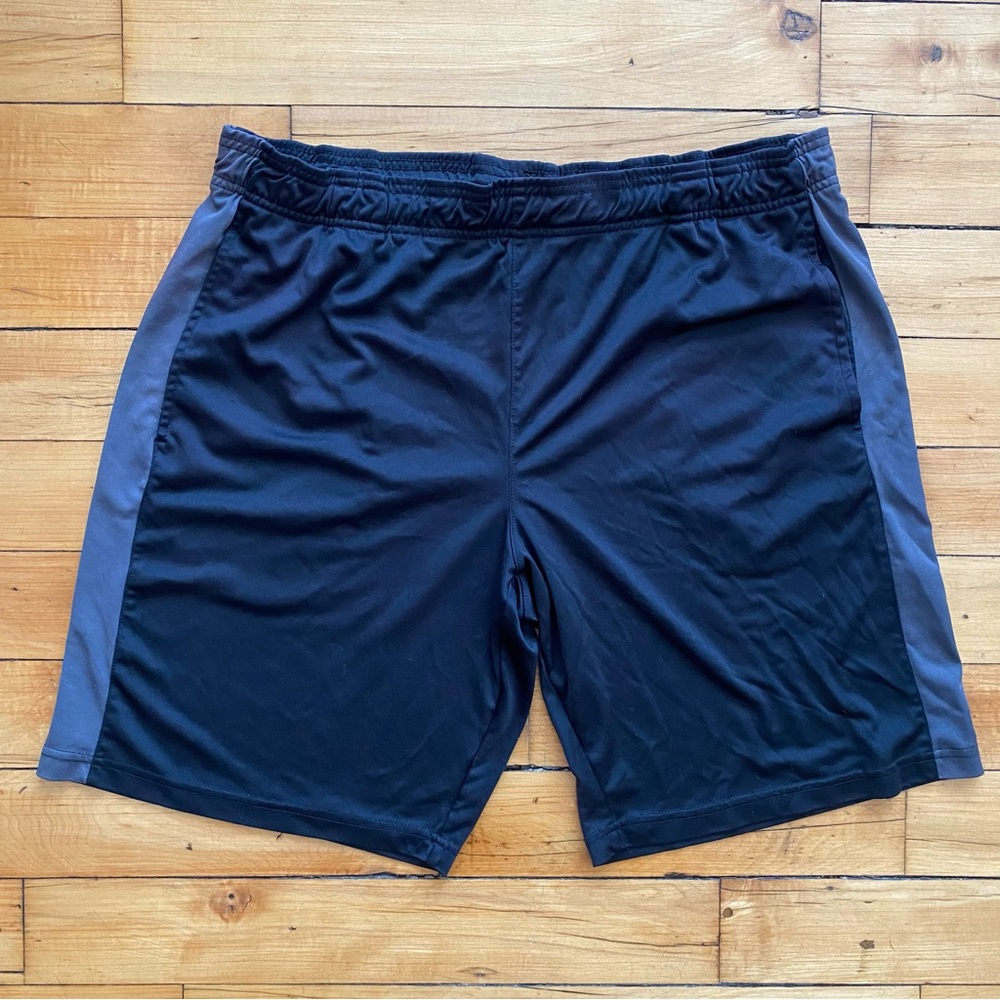 🖤 Y2K Style Russell Athletic Shorts - Men's Size Large